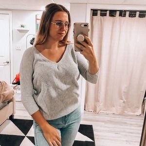 Express Light Grey Knit Ribbed V Neck Pullover 3/4 Sleeve Sweater XS